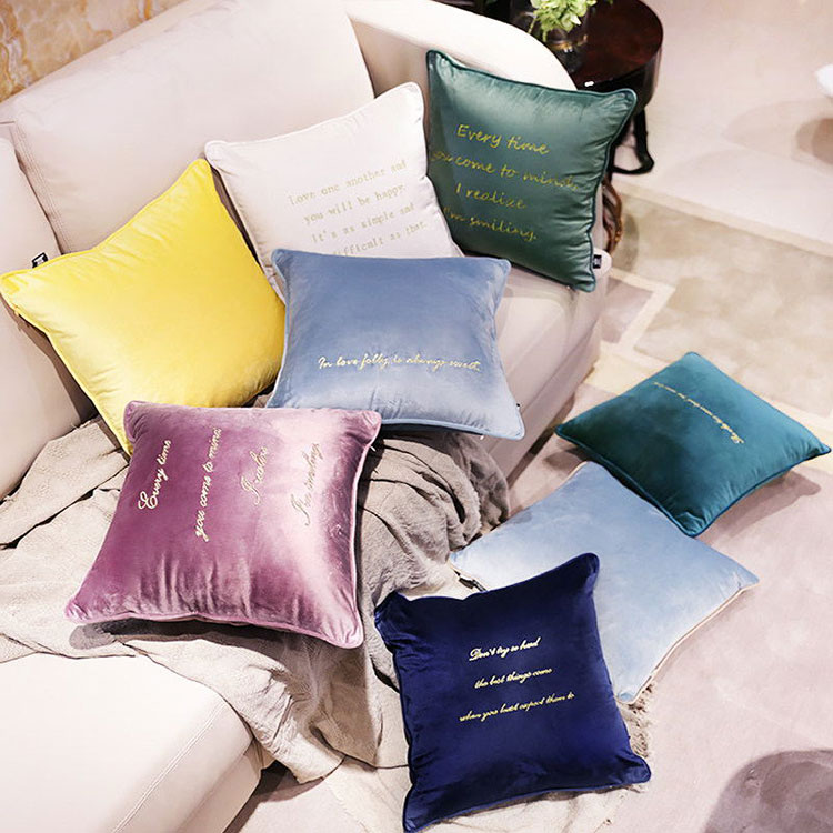 Caratteristiche della custodia per cuscino Valentine Cushion Cover