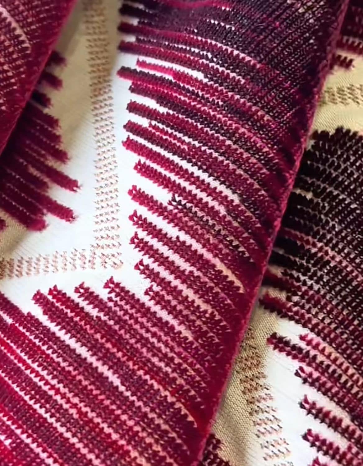 JBL Tessuto in velluto Jacquard di alta qualità Moda Nuova collezione Linee intrecciate Modello Velluto Jacquard stile Morden per divano