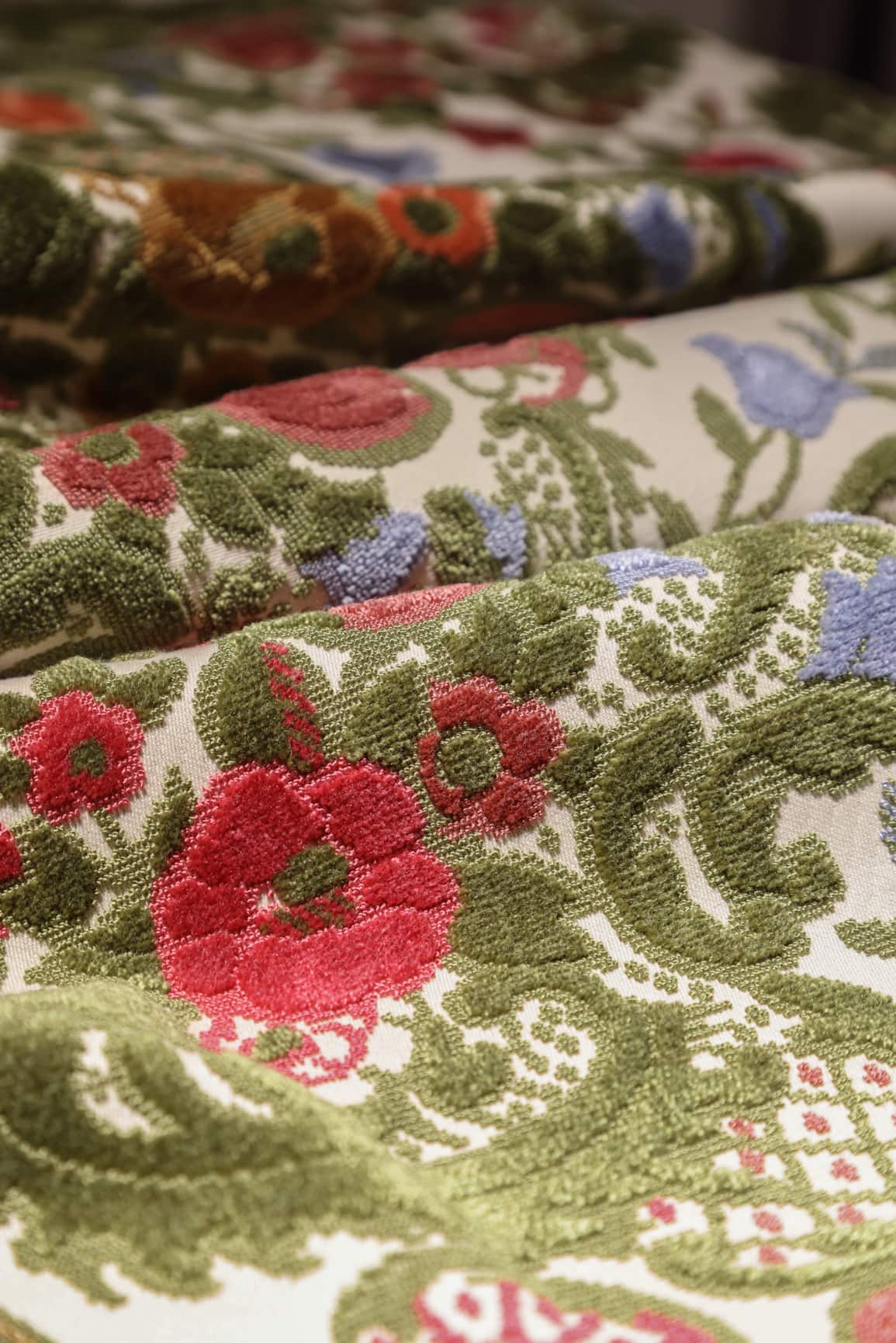 Personalizzazione in velluto jacquard JBL Tessuto floreale colorato campione gratuito a pelo corto Tessili per la casa di lusso per divano